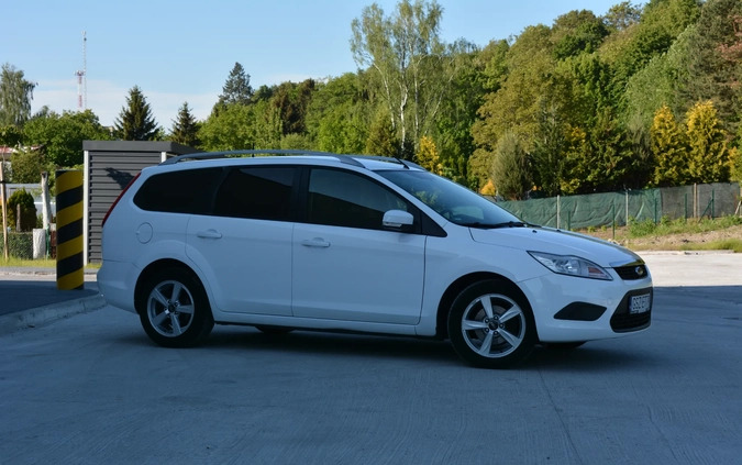 Ford Focus cena 15900 przebieg: 204000, rok produkcji 2009 z Dzierzgoń małe 497